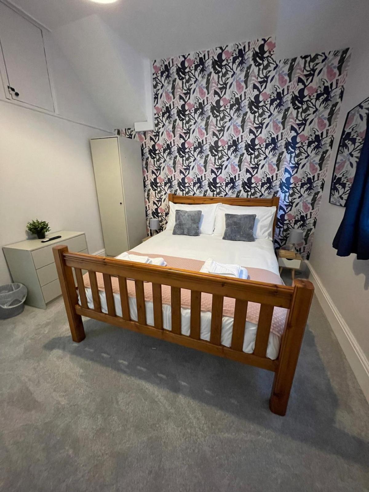 Marine View - Dog Friendly Apartment 500Ft From Beach Bridlington Exterior foto